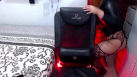 APRIL online show from 10-01-25, 04:02