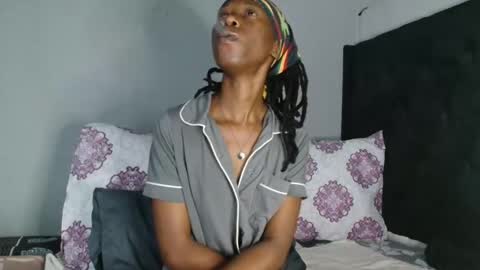 xxsexytalia28 online show from 03-03-26, 07:36