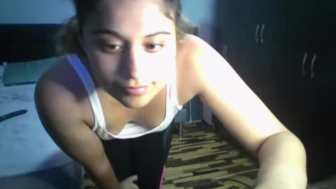 Snapshot of xxsophixx chatting on 02-18-25, 12:59 Sophi 3 online show from 02-18-25, 12:59