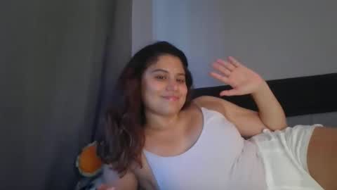 Snapshot of xxsophixx chatting on 02-12-26, 11:00 Sophi 3 online show from 02-12-26, 11:00