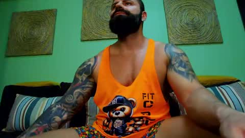 Snapshot of xxtreamleonard chatting on 05-28-26, 06:00 Xtream Leonard online show from 05-28-26, 06:00