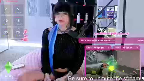 Muse n Poppy online show from 01-19-26, 03:05