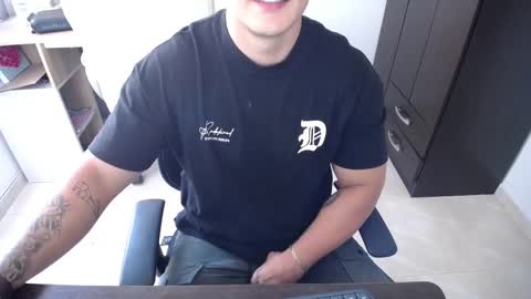 Snapshot of xxx_3d chatting on 02-19-25, 09:25 xxx_3d online show from 02-19-25, 09:25