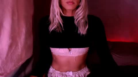 Chiara online show from 06-25-26, 06:29