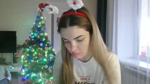 Snapshot of xxxariell_sky_1 chatting on 12-25-24, 10:17 See you on October going to miss you guys incredibly. Subscribe to my Onlyfans Channel to follow the news online show from 12-25-24, 10:17