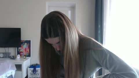 Snapshot of xxxariell_sky_1 chatting on 01-20-25, 12:49 See you on October going to miss you guys incredibly. Subscribe to my Onlyfans Channel to follow the news online show from 01-20-25, 12:49