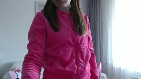 Snapshot of xxxariell_sky_1 chatting on 02-26-25, 10:15 See you on October going to miss you guys incredibly. Subscribe to my Onlyfans Channel to follow the news online show from 02-26-25, 10:15