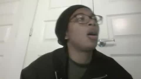 Danielle online show from 11-28-25, 05:10