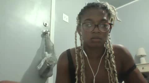 Danielle online show from 01-19-26, 04:27