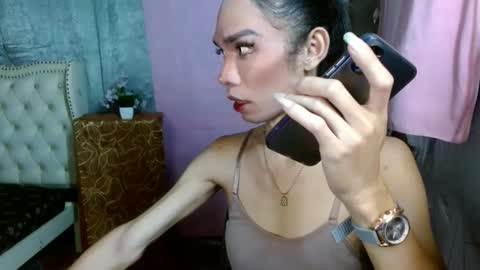 Your Princess Yums online show from 12-13-24, 09:35