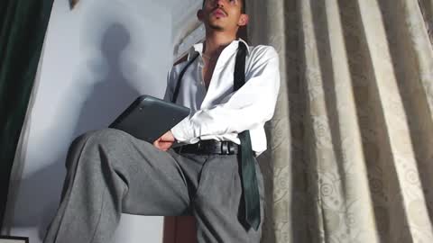 Snapshot of xxxhome_alonexxx chatting on 12-16-24, 11:07 Kev online show from 12-16-24, 11:07