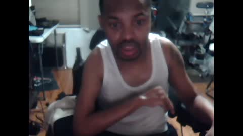 xxxonwheelz online show from 10-06-25, 05:38