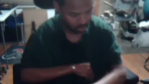 Snapshot of xxxonwheelz chatting on 01-17-26, 02:16 xxxonwheelz online show from 01-17-26, 02:16