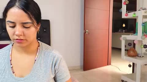 xxxtatianabustyxxx online show from 12-17-25, 04:57