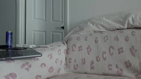 Snapshot of xxxtonymxxx chatting on 09-19-25, 02:40 TonyDoesMiami online show from 09-19-25, 02:40