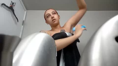 xxxxdaisyxxx online show from 02-22-25, 07:14