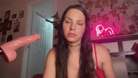 Snapshot of xyleialuv chatting on 12-08-24, 02:28 Xylea Luv online show from 12-08-24, 02:28