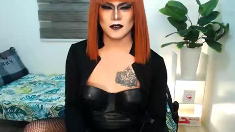 Snapshot of xyournightmarequeenx chatting on 02-21-26, 11:39 QueenMarina online show from 02-21-26, 11:39