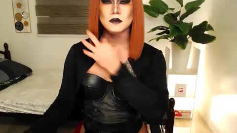 Snapshot of xyournightmarequeenx chatting on 03-27-26, 05:13 QueenMarina online show from 03-27-26, 05:13