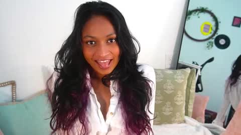 Zara online show from 09-21-25, 03:57