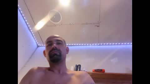 Xzbib online show from 12-25-24, 11:43