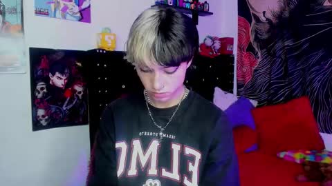 xzerox_ online show from 12-15-25, 07:51