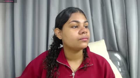 yazhini online show from 06-10-26, 11:53