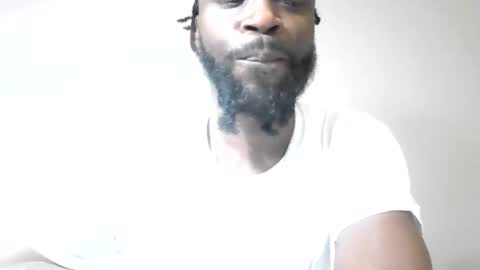 Snapshot of yaboiiix chatting on 10-17-25, 12:47 yaboiiix online show from 10-17-25, 12:47