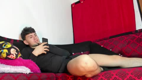 yair independent model online show from 01-15-26, 10:02