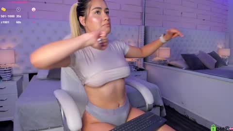 Snapshot of yaky_ chatting on 12-23-24, 09:29 Yakeline online show from 12-23-24, 09:29