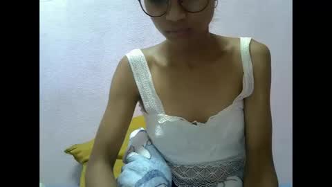 Snapshot of yalane chatting on 06-08-26, 05:41 yalane online show from 06-08-26, 05:41