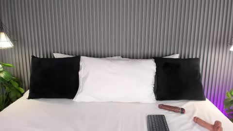 Yalezka online show from 05-12-26, 04:31