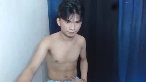 Snapshot of yami_sukehiroxxx chatting on 11-06-25, 02:29 yami_sukehiroxxx online show from 11-06-25, 02:29