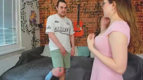 Snapshot of yami_yami_yami chatting on 03-04-26, 12:33 Mia and Andry online show from 03-04-26, 12:33