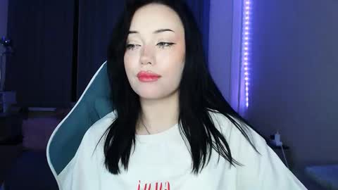 Snapshot of yamilean chatting on 03-26-26, 09:09 Yami online show from 03-26-26, 09:09