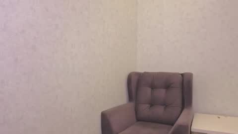 Yana  online show from 10-14-25, 11:22