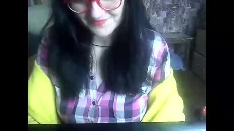 Snapshot of yanafiesta chatting on 03-06-26, 11:28 yanafiesta online show from 03-06-26, 11:28