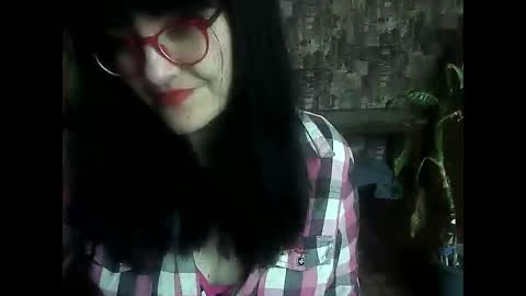 Snapshot of yanafiesta chatting on 03-25-26, 12:44 yanafiesta online show from 03-25-26, 12:44