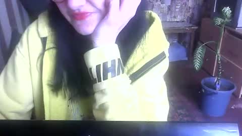 Snapshot of yanafiesta chatting on 04-24-26, 11:45 yanafiesta online show from 04-24-26, 11:45