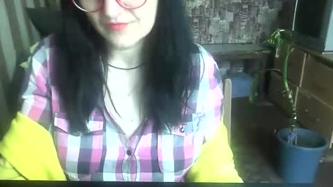 Snapshot of yanafiesta chatting on 04-27-26, 01:20 yanafiesta online show from 04-27-26, 01:20