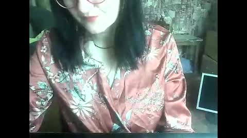 Snapshot of yanafiesta chatting on 05-18-26, 12:00 yanafiesta online show from 05-18-26, 12:00