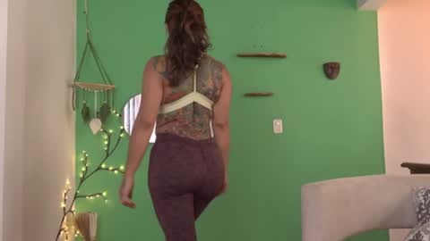 YANDRA CELIS online show from 06-22-26, 08:28