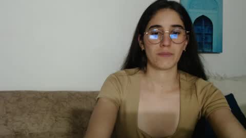Snapshot of yani_28 chatting on 02-18-25, 05:20 Yani online show from 02-18-25, 05:20
