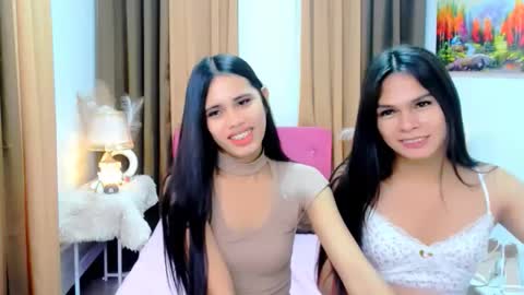 Snapshot of yanna_faulkerson chatting on 10-30-25, 10:16 Yanna online show from 10-30-25, 10:16