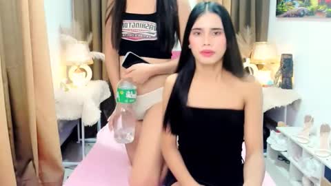 Snapshot of yanna_faulkerson chatting on 11-06-25, 05:14 Yanna online show from 11-06-25, 05:14