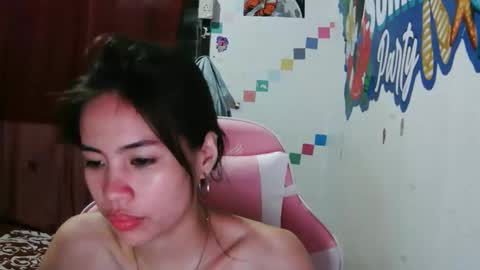 Snapshot of yannifayeee chatting on 11-04-25, 06:07 Yanni online show from 11-04-25, 06:07