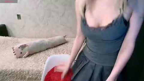 Anny online show from 06-18-26, 04:22
