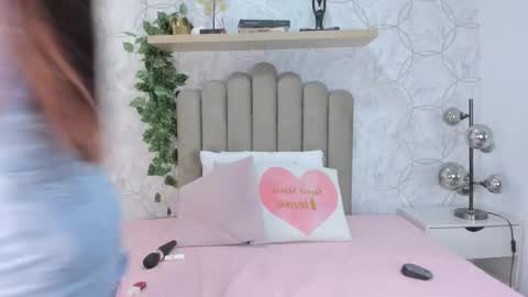 Snapshot of yaraamada chatting on 09-12-25, 08:20 Yara online show from 09-12-25, 08:20