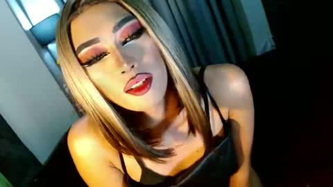 Snapshot of yasii19 chatting on 12-13-24, 11:28 miss yasii online show from 12-13-24, 11:28
