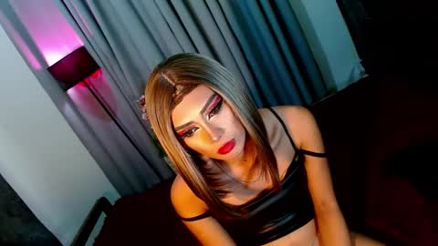 Snapshot of yasii19 chatting on 12-16-24, 03:30 miss yasii online show from 12-16-24, 03:30